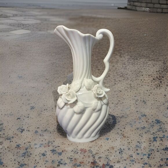 Lenwile China Ardalt Japan - Pitcher Vase With 3D Floral Design on Front / Top - Picture 3 of 16